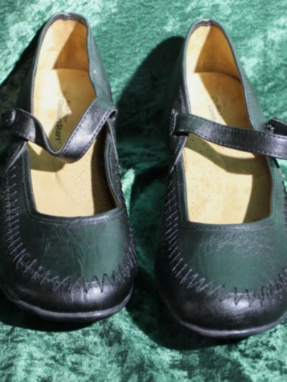 White Stag Comfort Start black heels Womans size 6.5